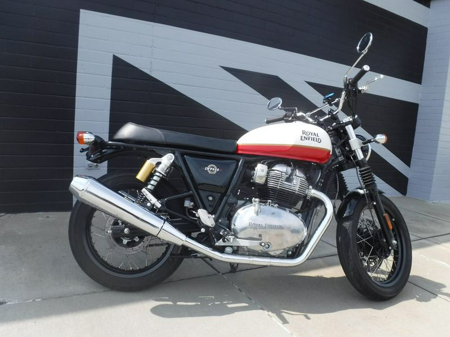 2022 Royal Enfield INT 650