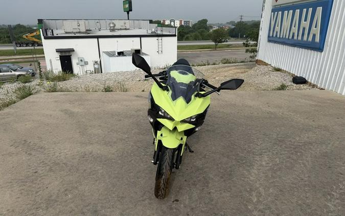 2026 Kawasaki Ninja 500 ABS Metallic Yellowish Green/Ebony
