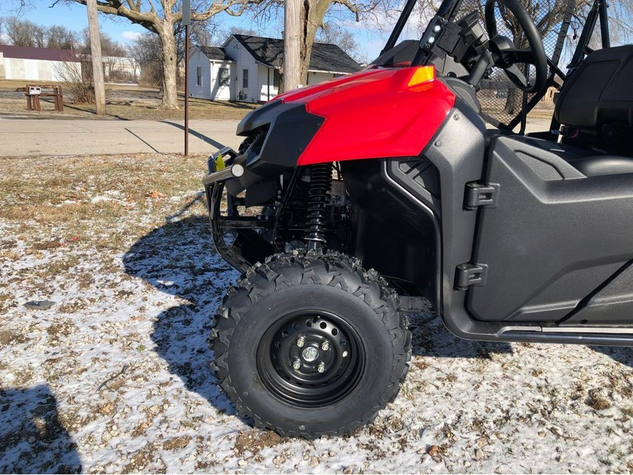 2026 Honda PIONEER 700 DELUXE