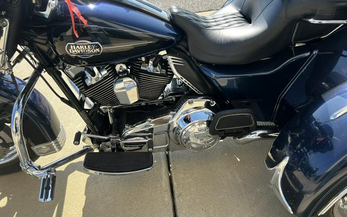 FLHTCUTG 2012 Tri Glide® Ultra Classic