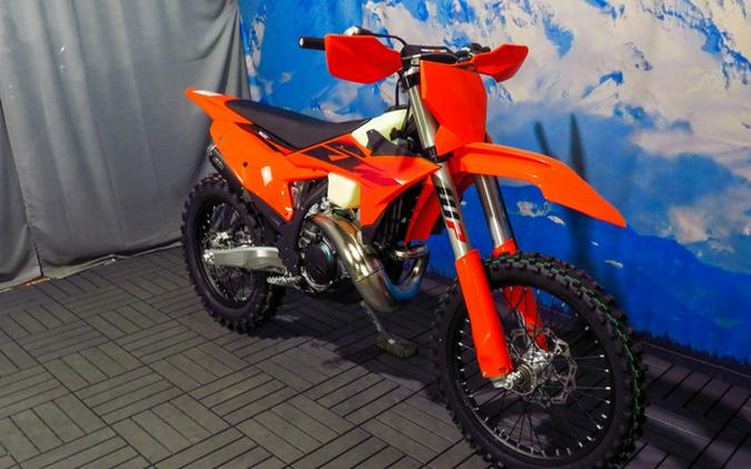 2027 KTM XC 300