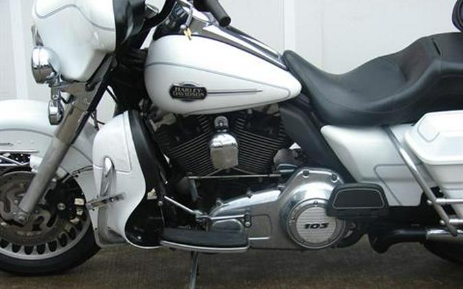 2012 Harley-Davidson FLHTCU Electra Glide Classic