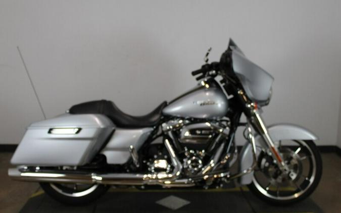 Harley-Davidson Street Glide 2020 FLHX 601429T BARRACUDA SLV