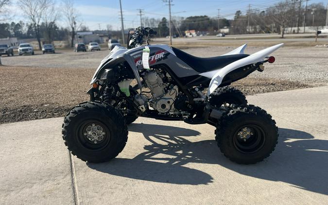 2026 Yamaha Raptor 700 Armor Grey - A116145