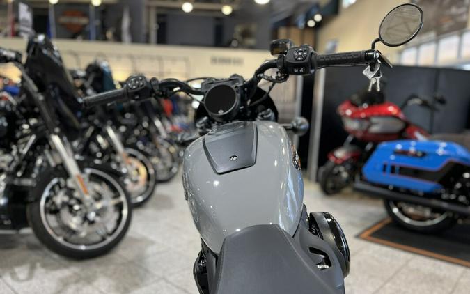 RH975S 2026 Nightster Special