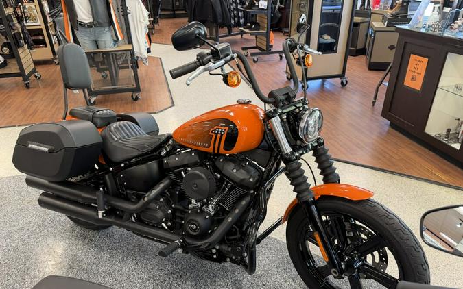 2024 Harley-Davidson® Street Bob® 114 Baja Orange