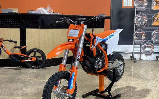 2024 KTM SX-E 5