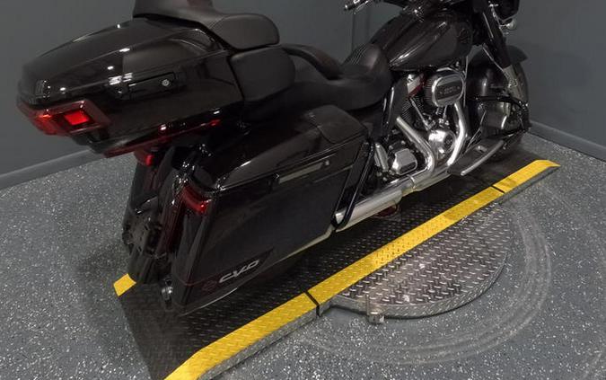 2020 Harley-Davidson® FLHXSE - CVO™ Street Glide®