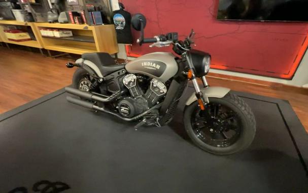 2023 Indian Motorcycle® Scout® Bobber ABS Silver Quartz Smoke