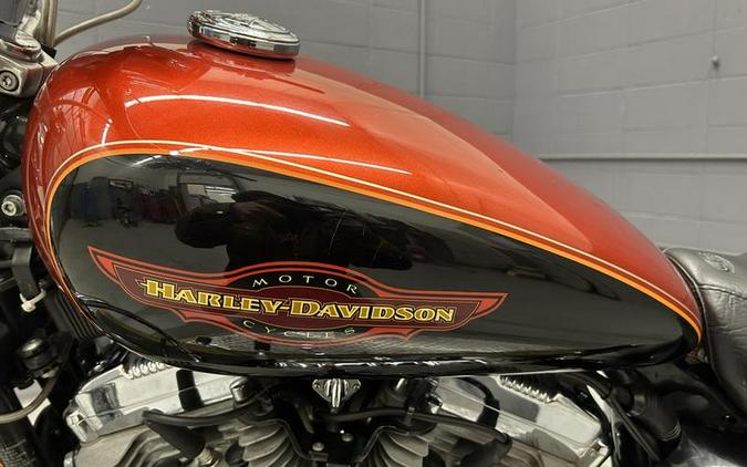 2005 Harley-Davidson® XL883C - Sportster® Custom 883C