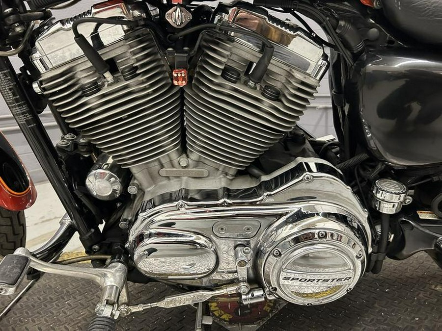 2005 Harley-Davidson® XL883C - Sportster® Custom 883C