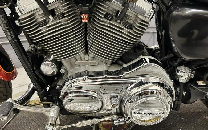 2005 Harley-Davidson® XL883C - Sportster® Custom 883C