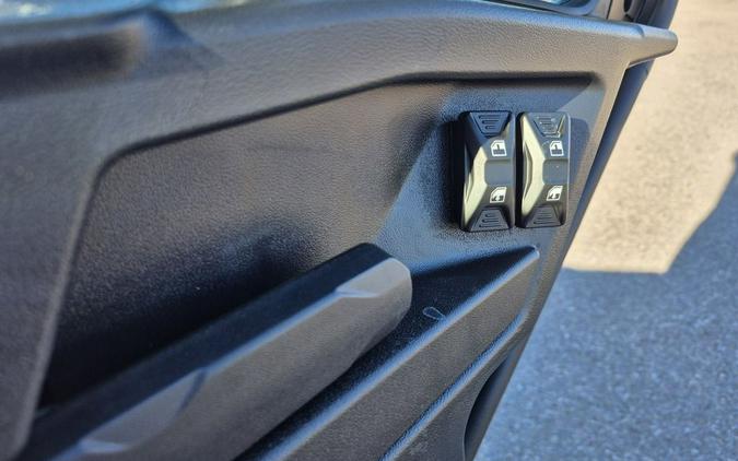 2026 Can-Am® Defender XT CAB HD11 With 10.25 in.display