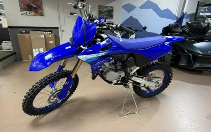 2027 Yamaha YZ85LW Youth