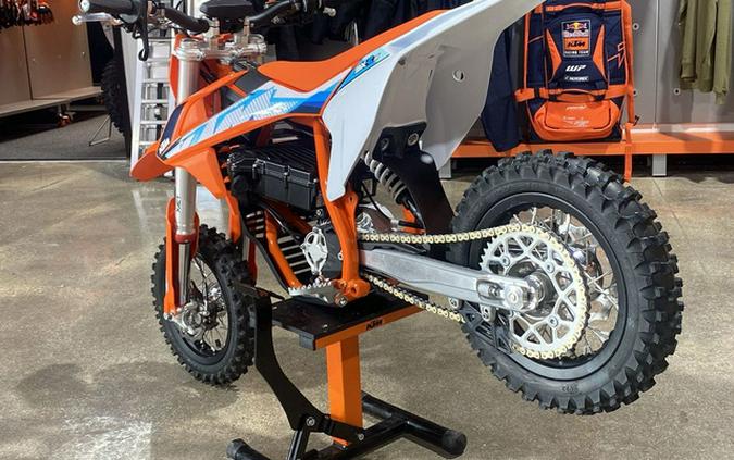 2024 KTM SX-E 3