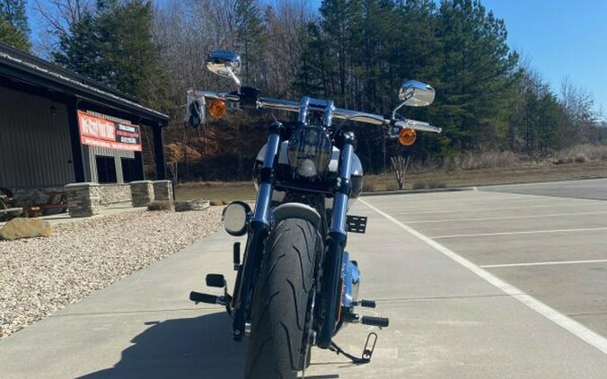 2024 Harley-Davidson Breakout White Onyx Pearl