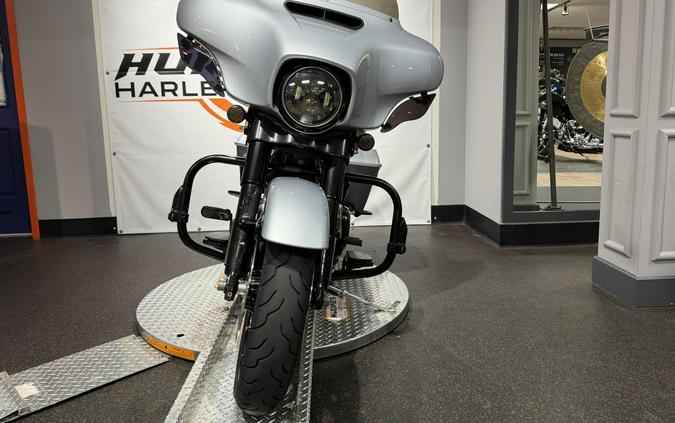FLHXS 2019 Street Glide Special