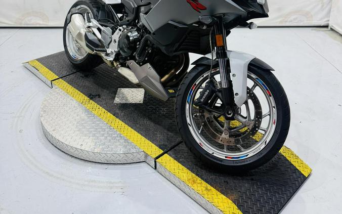 2021 F 900 XR 21FX