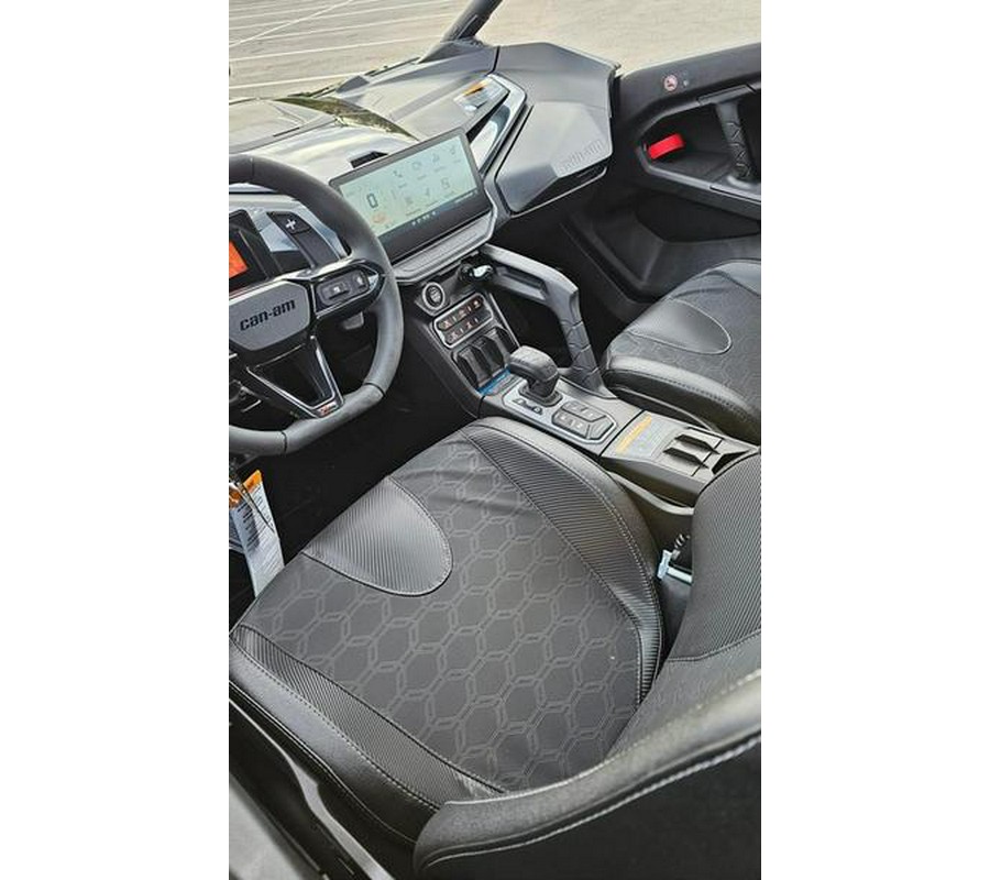 2026 Can-Am® Maverick R Max X RS