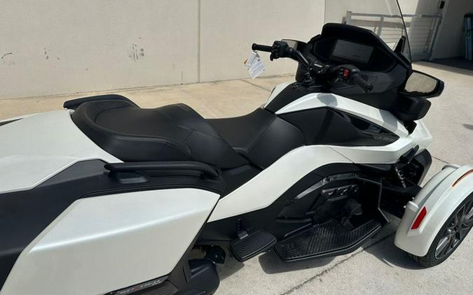 2026 Can-Am Spyder RT