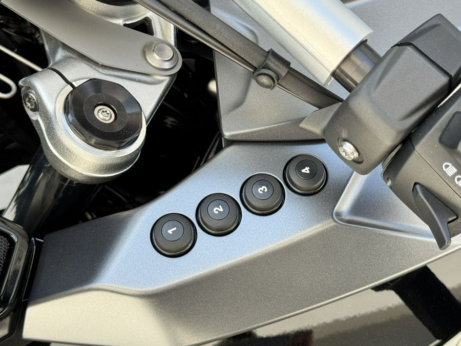 2026 BMW R 1300 RT Triple Black