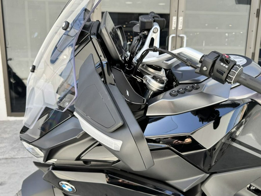2026 BMW R 1300 RT Triple Black