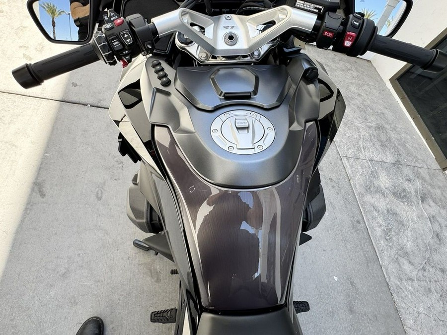 2026 BMW R 1300 RT Triple Black