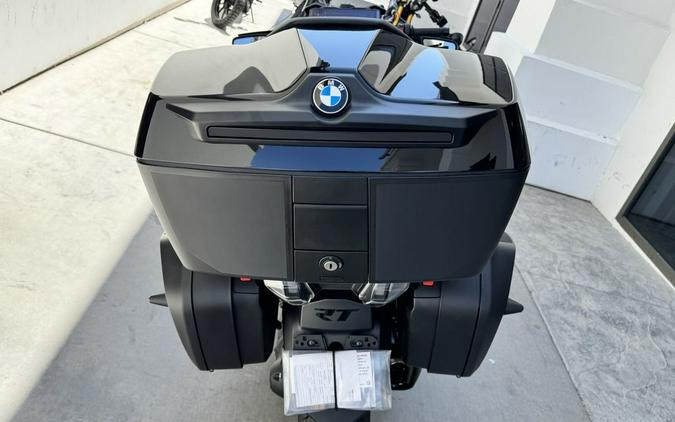 2026 BMW R 1300 RT Triple Black
