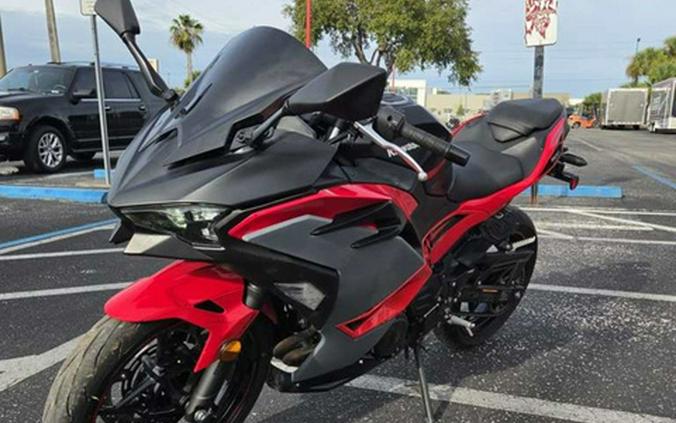 2024 Kawasaki Ninja 500
