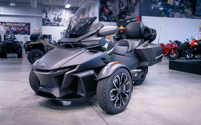 2023 Can-Am Spyder RT Review [Celebrating 2023 IFRD]