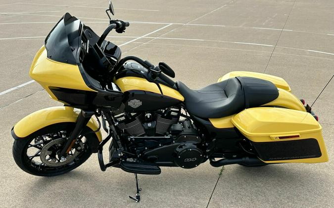2023 Harley-Davidson Road Glide Special Industrial Yellow/Vivid Black – Blac