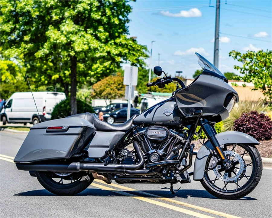 2022 Harley-Davidson Road Glide Special