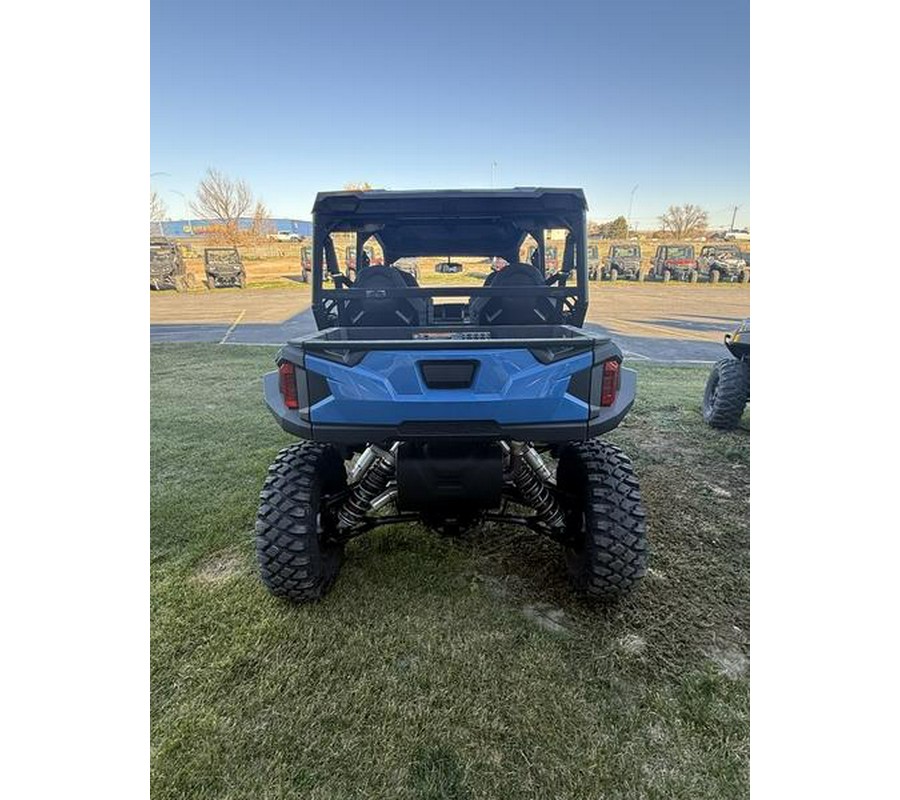 2026 Polaris® GENERAL XP 4 1000 Ultimate - Earth Blue