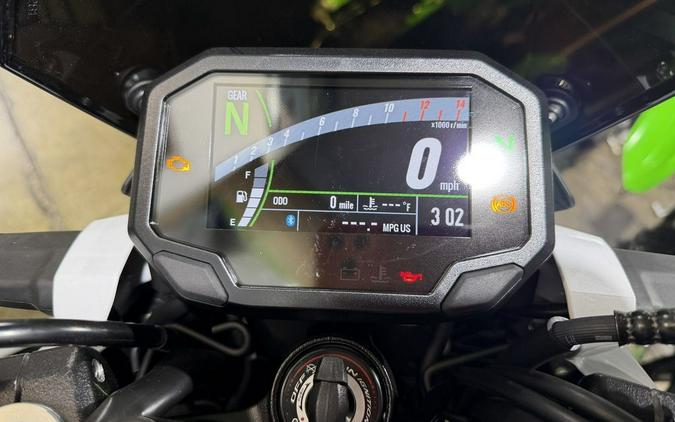 2026 Kawasaki Z500 SE ABS