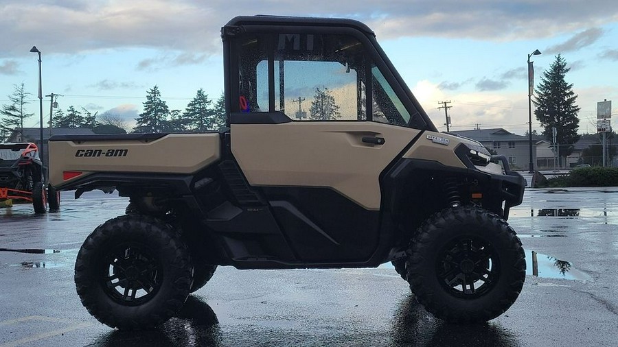 2026 Can-Am® Defender Limited HD11 Desert Tan & Carbon Black
