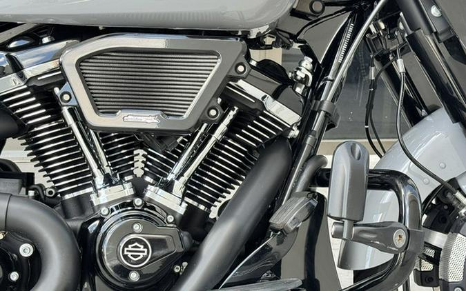 2024 Harley-Davidson FLHX - Street Glide