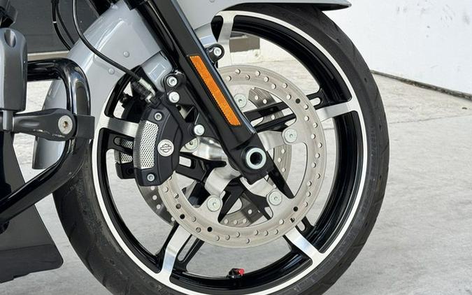 2024 Harley-Davidson FLHX - Street Glide