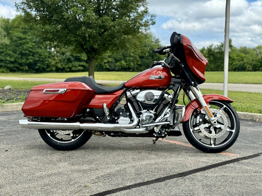 2024 Harley-Davidson Street Glide® Whiskey Fire