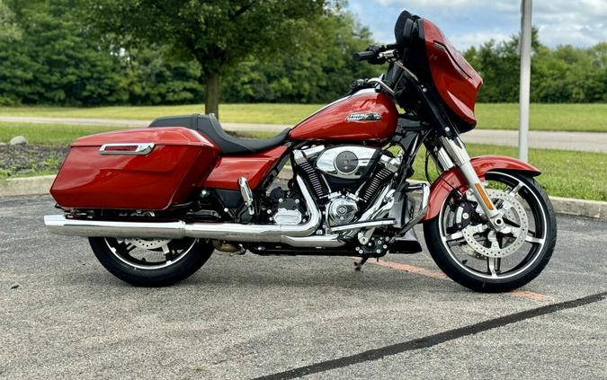 2024 Harley-Davidson Street Glide® Whiskey Fire