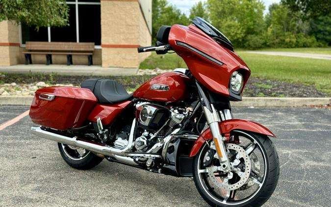 2024 Harley-Davidson Street Glide® Whiskey Fire