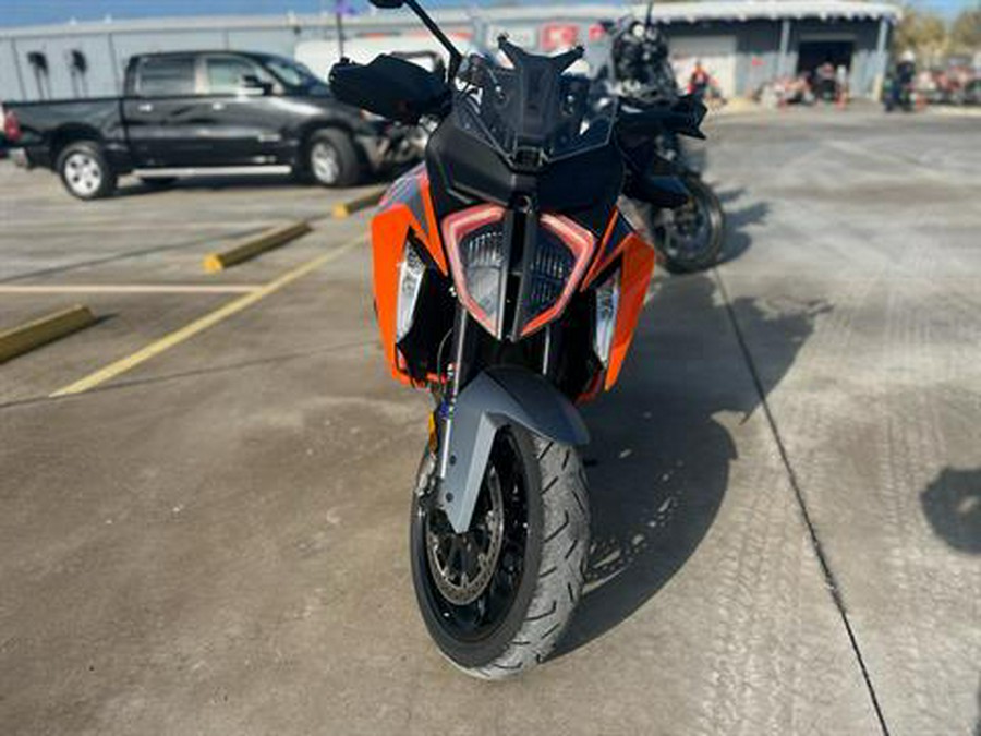 2023 KTM 1290 Super Duke GT