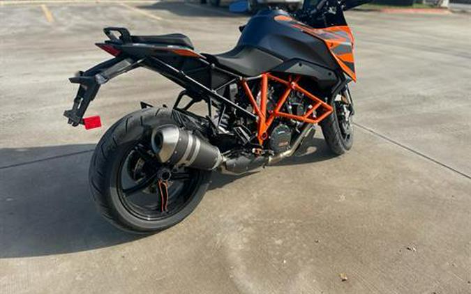 2023 KTM 1290 Super Duke GT