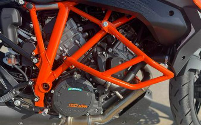 2023 KTM 1290 Super Duke GT