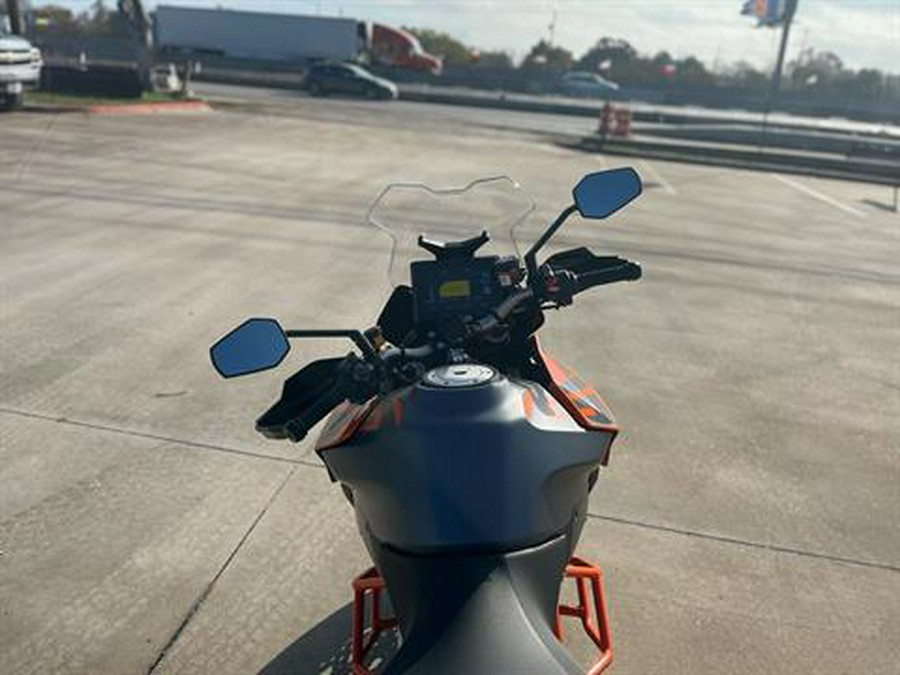 2023 KTM 1290 Super Duke GT