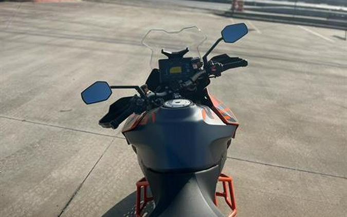 2023 KTM 1290 Super Duke GT