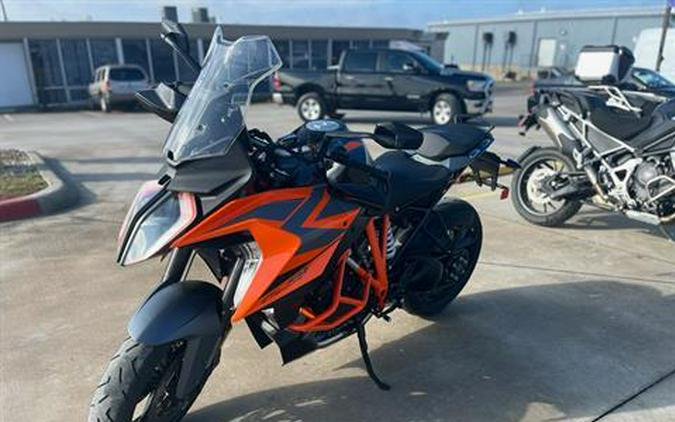 2023 KTM 1290 Super Duke GT