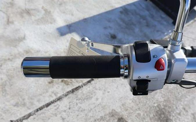 2025 Suzuki Boulevard C50