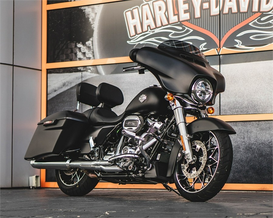 2022 Harley-Davidson Street Glide Special