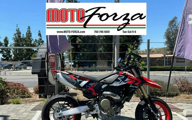 2024 Ducati Hypermotard 698 Mono RVE Graffiti livery