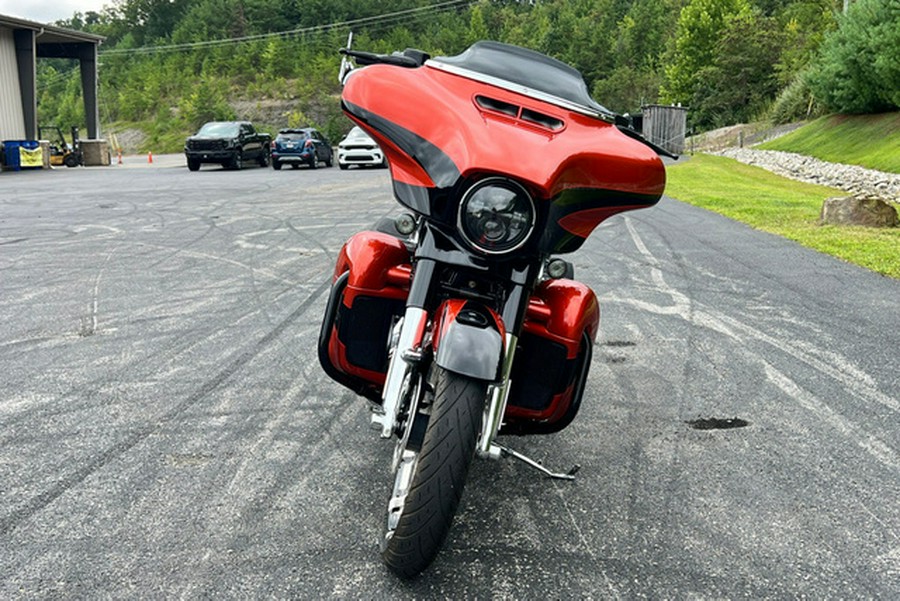 2017 Harley-Davidson FLHXSE - CVO Street Glide